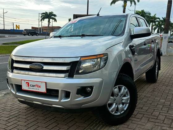 FORD RANGER 2.5 XLS 4X2 CD 16V FLEX 4P MANUAL FORD RANGER 2.5 XLS 4X2 CD 16V FLEX 4P MANUAL